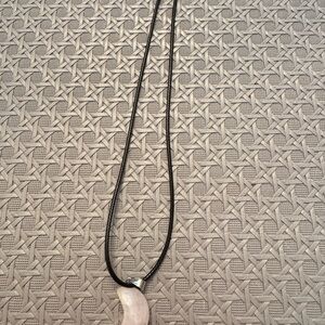 Elegant Rose Quartz Pendant Necklace